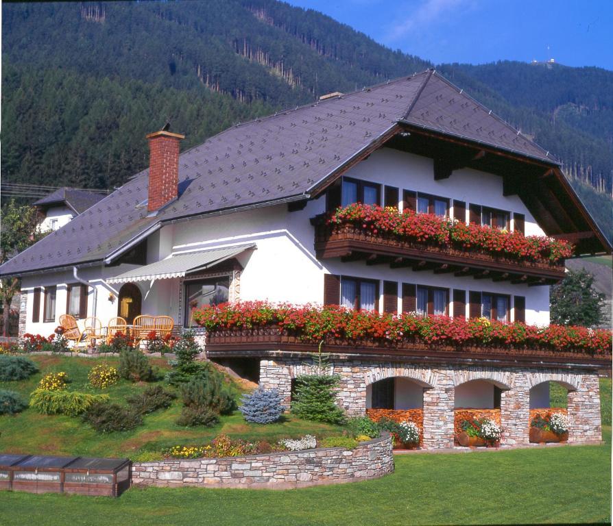 Gastehaus Trattner Hotel Mauterndorf  Ngoại thất bức ảnh
